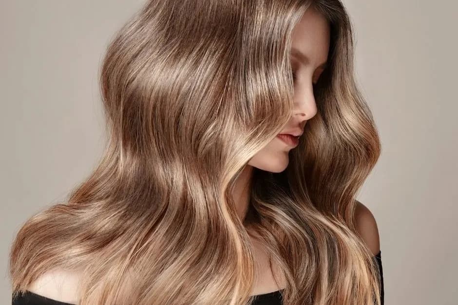 Jak dobrać naturalne odcienie blondu do swojej karnacji i typu urody