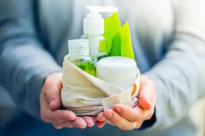 Parabeny w szamponach: Czy naprawdę są szkodliwe dla zdrowia? Parabeny w szamponach: Czy naprawdę są szkodliwe dla zdrowia?