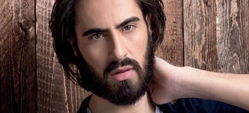 Farbowanie brodów: Trendy i porady dla męskich brodaczy