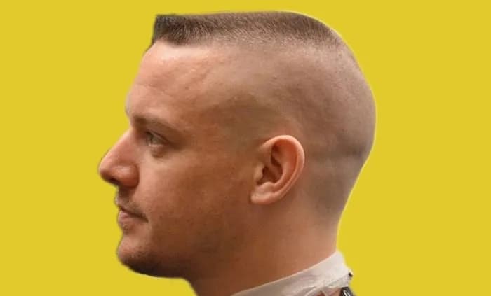 Jak zrobić perfekcyjną fryzurę na żołnierza: kompletny poradnik domowy